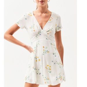 White pacsun dress with yellow flower detail